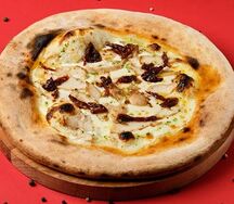 Пицца Сливочная с курицей