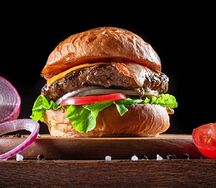 Бургер Острый с халапеньо и беконом