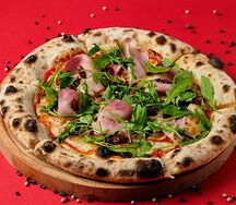 Пицца с окороком