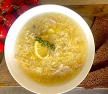 Куриный суп с домашней лапшой