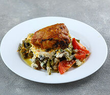 Курица с овощами в сметанном соусе