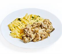 Печень куриная с картофелем