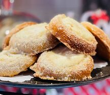 Сдобная ватрушка с домашним творогом