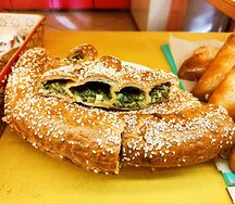 Слоённый пирог со шпинатом