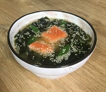 Мисо-суп с лососем