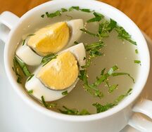Бульон куриный с лапшой