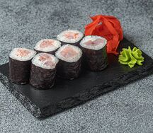 Ролл с креветкой