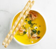 Тыквенный крем-суп с креветками