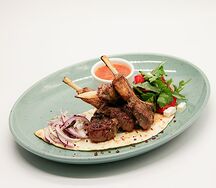 Корейка ягнёнка с аджикой