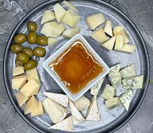 Сырная тарелка