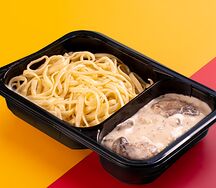 Итальянская паста с курицей в сливочном соусе