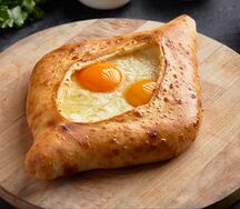 Хачапури по-аджарски