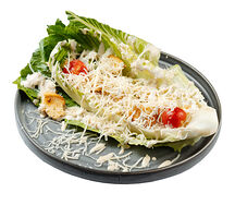 Салат Цезарь с курицей
