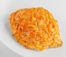 Кета, запеченная под овощами
