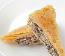 Блин с курицей и грибами