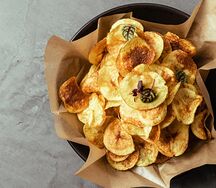 Картофельные чипсы