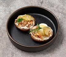 Тапас с копчёной треской