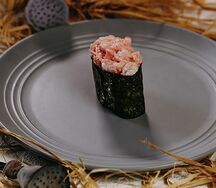 Гункан с креветкой