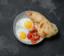 Розовые томаты с шотисом