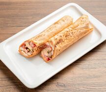 Шаверма в сырном лаваше