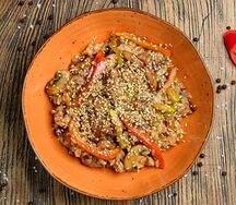 Рис с курицей и овощами