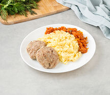 Тефтели с картофельным пюре