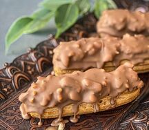 Эклер Сникерс