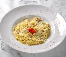 Паста с курицей и грибами