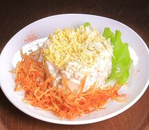 Салат Курица с ананасом