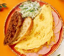 Омлет с ветчиной и сыром