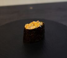 Гункан Спайси с тунцом