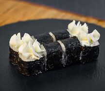 Ролл со сливочным сыром