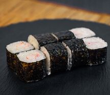 Ролл со снежным крабом