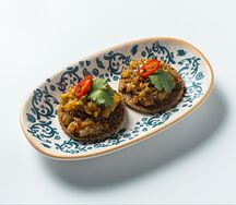 Кростини с сицилийской капонатой из овощей