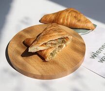 Слойка с капустой