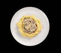 Бефстроганов с картофельным пюре