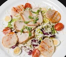 Цезарь с курицей