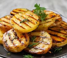 Картофель с дымком 2шт и морс брусника