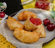 ЧебурекМи с клубничным джемом