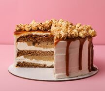 Десерт морковный с карамельным яблоком