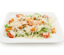 Салат Цезарь с лососем