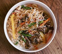 Вок свинина яблоко