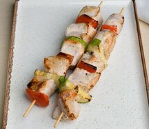 Шашлычок куриный с овощами