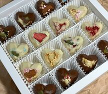 16 шоколадных конфет
