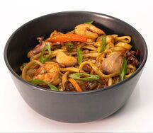 Удон с морепродуктами