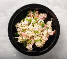 Салат с копченой куриной грудкой 150гр