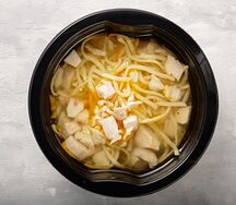 Суп куриный с домашней лапшой