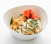 Удон сливочно-устричный с курицей