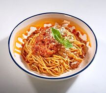 Тальолини алла болоньезе