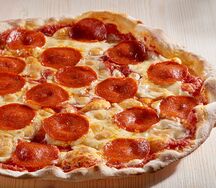 Пицца Салями пикканте